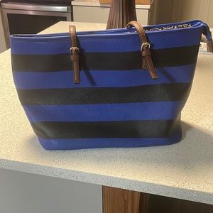 AF blue purse